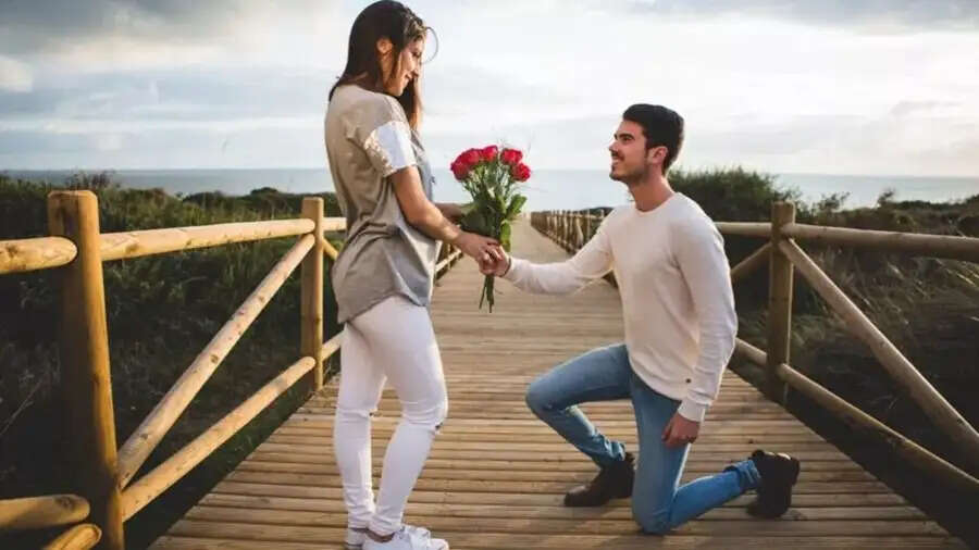 Relationship Tips-&nbsp;क्या पहली डेट पर जा रहे हैं, तो भूलकर भी ना करें ये गलतियां