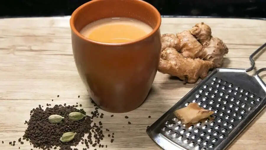 Health Tips- अदरक वाली चाय देती हैं स्वास्थ्य को ये फायदें, जानिए इनके बारे में