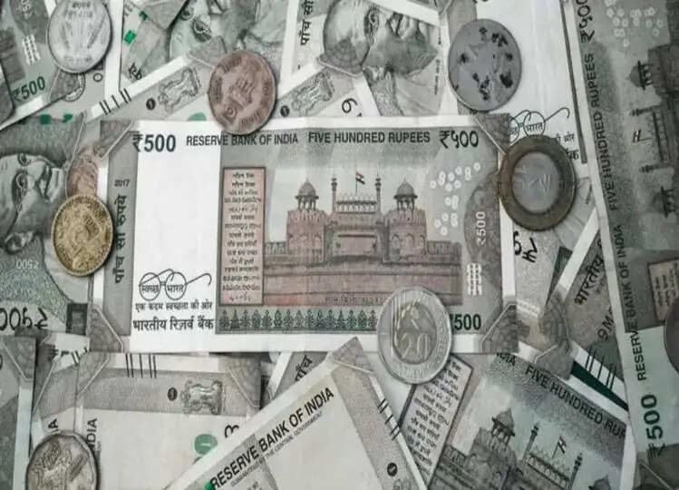 8th Pay Commission: क्या 186% वेतन वृद्धि होने वाली है? सरकार और विपक्षी सांसदों के बीच बड़ी बहस छिड़ी