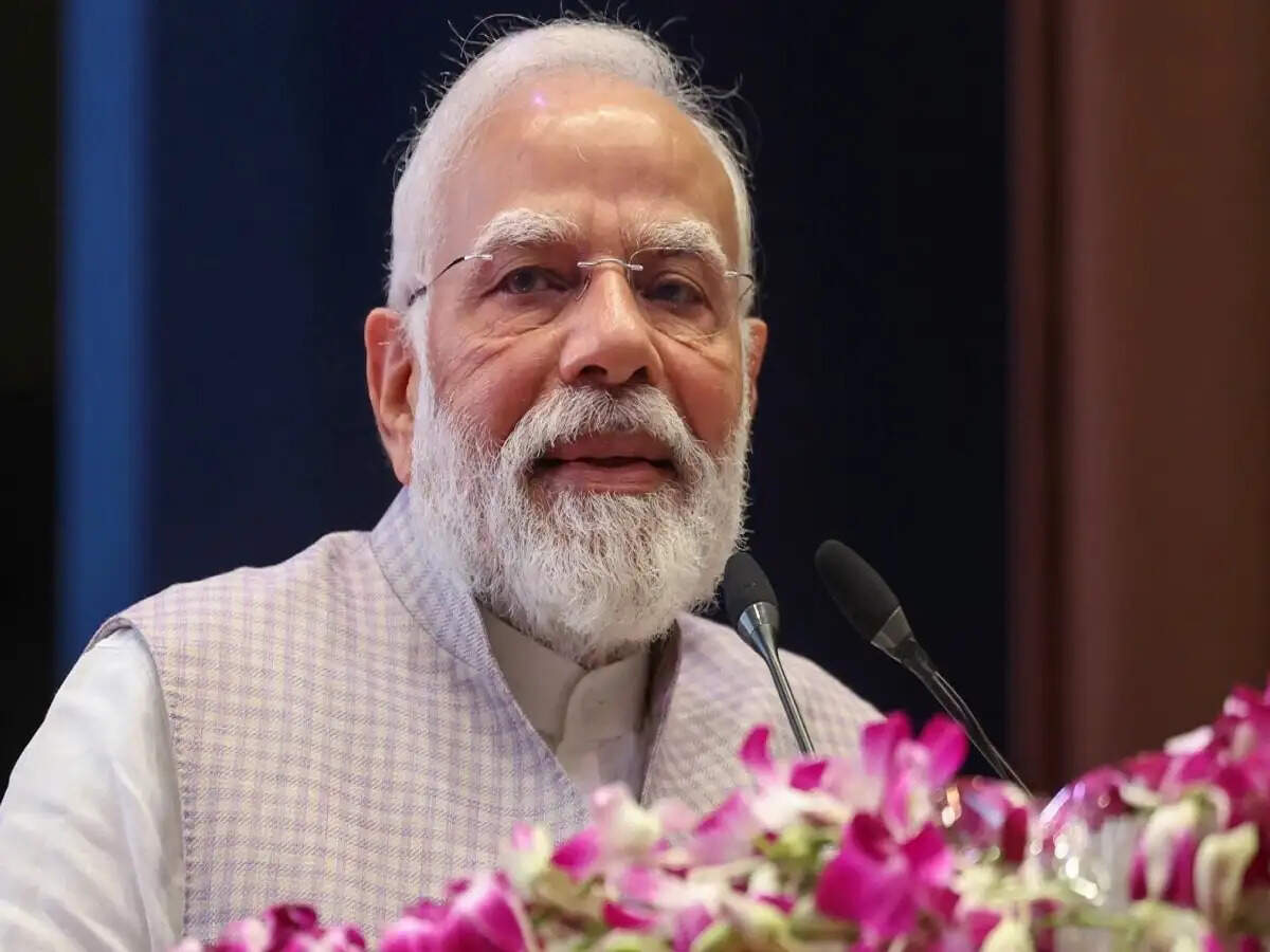 Politics News- दिल्ली-देहरादून एक्सप्रेस वे&nbsp;के उद्घाटन करते समय&nbsp;PM&nbsp;मोदी ने आखिर क्यों मांगी माफी, जानिए वजह