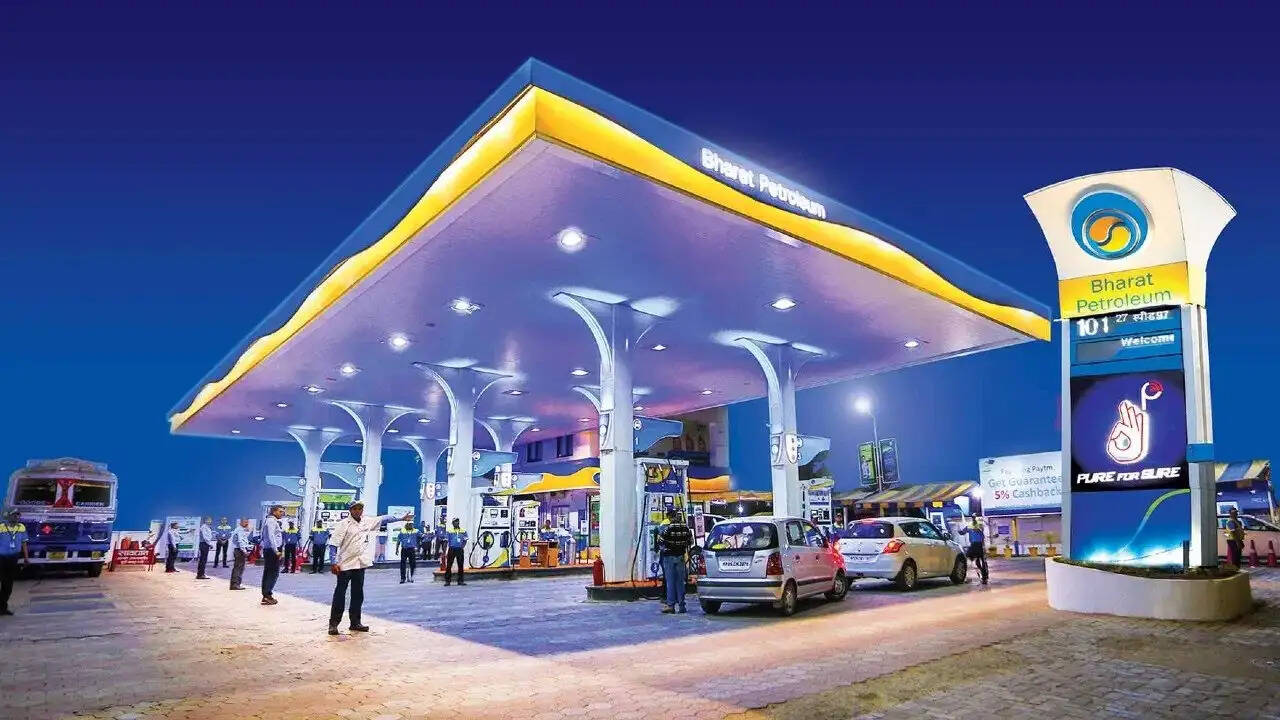 Petrol Pump Established Tips- &nbsp;क्या पेट्रोल पंप खोलना चाहते हैं, जानिए कितना होगा खर्चा, कितनी होती हैं कमाई