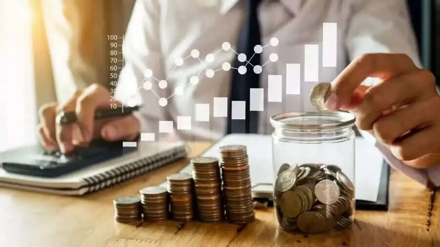 Money Saving Tips-&nbsp;इन कारणों से मिडिल क्लास लोग नहीं कर पाते बचत, जानिए कारण
