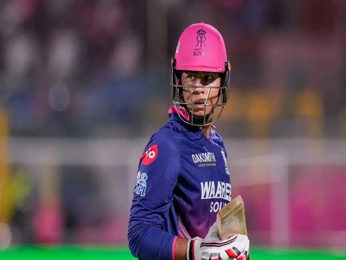 IPL 2026-&nbsp; 15&nbsp;साल के वैभव सूर्यवंशी ने पहली ही गेंद पर इन सर्वश्रेंष्ट गेंदबाजों के मारे छक्के, जानिए कौन हैं वो