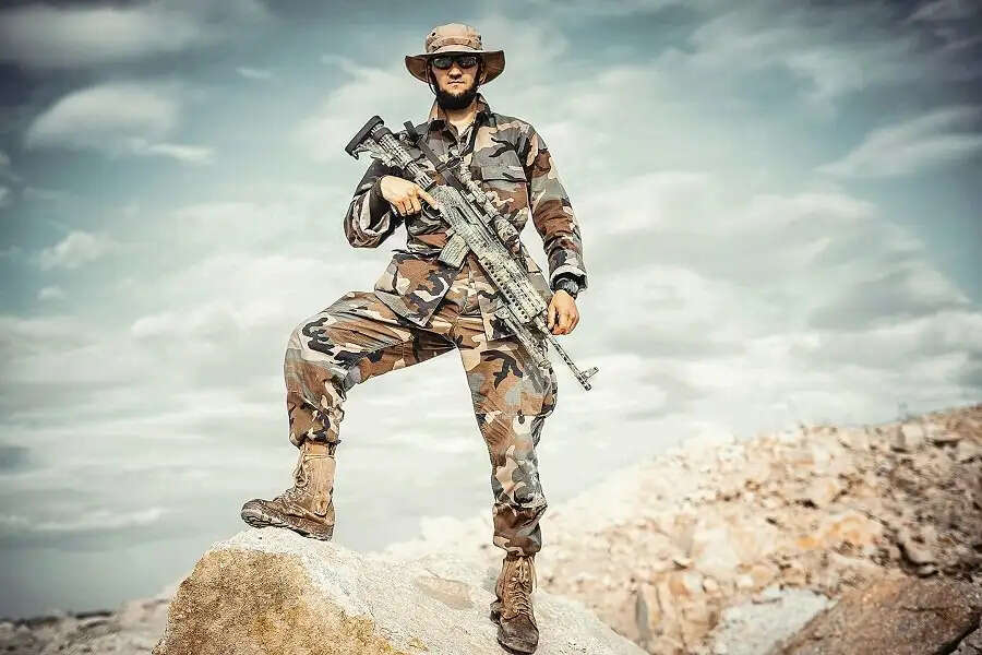 Military Training- विश्व के इन देशों में दी जाती हैं नागरिकों को मिलिट्री ट्रेनिंग, जानिए इन देशों के बारे में