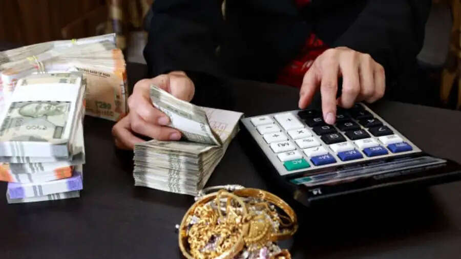 Gold, Cash Storage at Home:&nbsp;&nbsp;आप कितना गोल्ड और कैश रख सकते हो घर में, जानिए सरकार का नियम