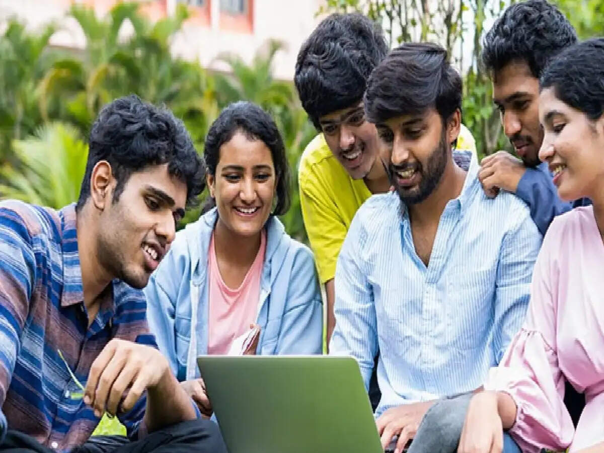 PM Internship Scheme: केंद्र सरकार की खास स्कीम! इन युवाओं को दिए जाएंगे ₹9000, बस ये है एक शर्त