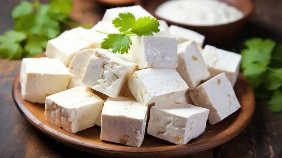 Health Tips-&nbsp;खाली पेट पनीर सेवन से मिलते हैं ये स्वास्थ्य लाभ, आइए जानते हैं कैसे करना हैं सेवन
