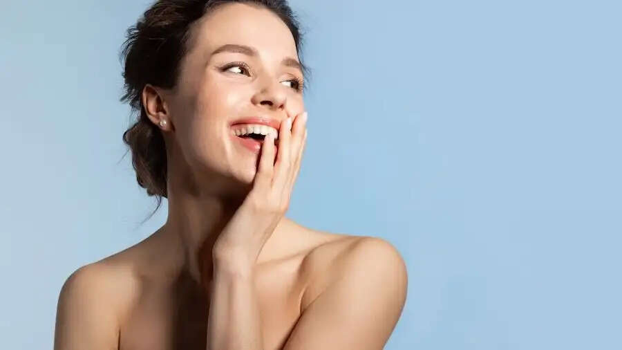 Skin Care Tips- चेहरे पर प्राकृतिक ग्लो पाने के लिए इस रंग की मिर्ची का करें सेवन, जानिए इसके बारे में