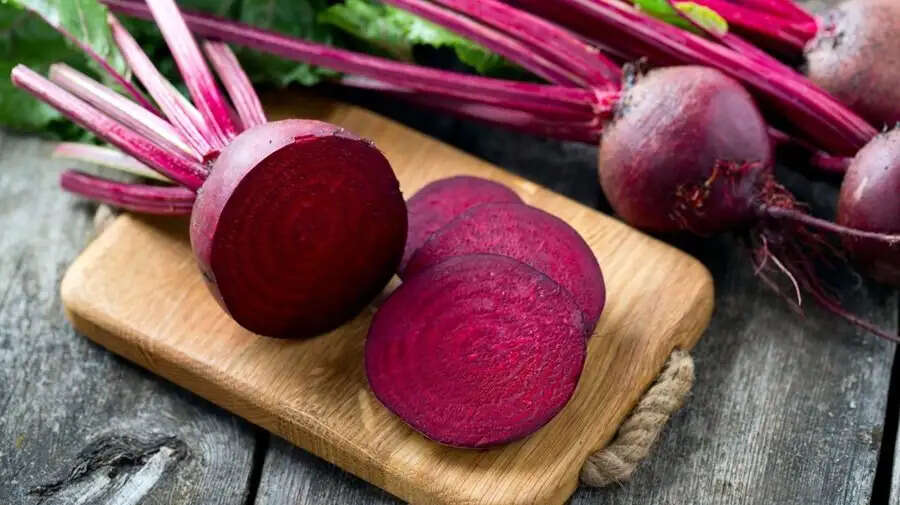 Health Tips- चुकंदर सेवन से स्वास्थ्य को मिलते हैं ये लाभ, जानिए कैसे करना हैं सेवन