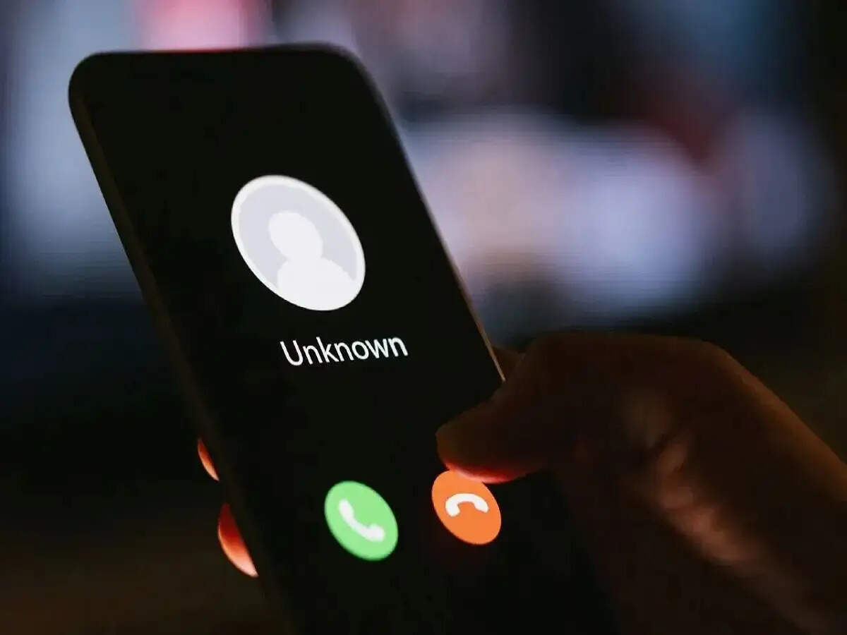 Fake Call Update- फैक कॉल आने पर खुद ही अलर्ट कर देगा फोन, जानिए गूगल के नए फीचर के बारे में