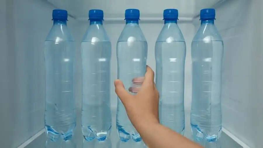 Water Bottle Tips-&nbsp;पानी की बोतल को बदल देना चाहिए इतने दिन में, जानिए पूरी डिटेल्स
