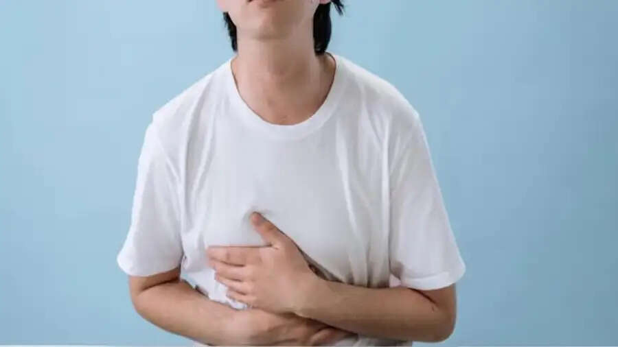 Health Tips- क्या एसिडिटी ने कर रखा हैं परेशान, तो अपनाएं ये घरेलू नुस्खें