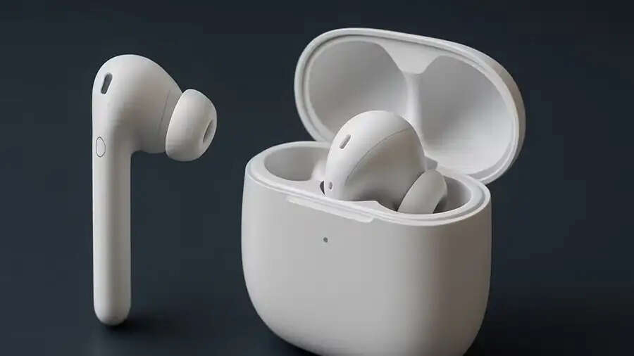 Earbuds Use Tips- क्या आप इयरबड्स इस्तेमाल करते हैं,&nbsp;तो जान लीजिए&nbsp;60:60 रूल