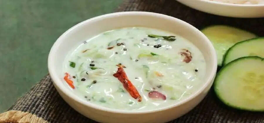 Health Tips- भीषण गर्मी में आपके शरीर को ठंडा रखते हैं ये रायते, जानिए इनके बारे में