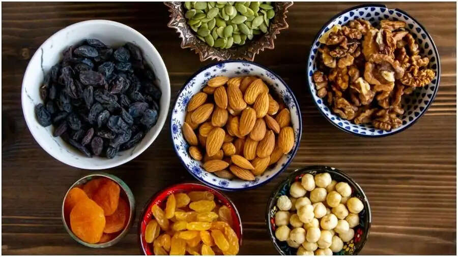 Health Tips- दिमाग चलना कम हो गया है, तो इ से सूखे मेवे का करें सेवन