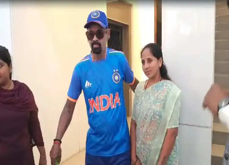 विनोद कांबली को अस्पताल से मिली छुट्टी, सभी से शराब से दूर रहने का किया अनुरोध