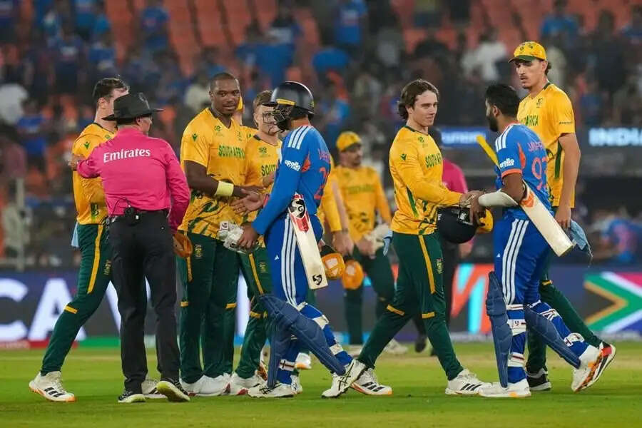 T-20 Worldcup 2026- सुपर8 के पहले ही मैच में भारत को हार का करना पड़ा सामना, साउथ अफ्रीका ने 76 रन से हराया