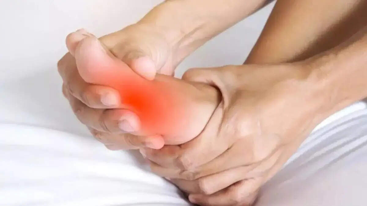 Health Tips- क्या बढ़े हुए यूरिक एसिड से परेशान हैं, तो इन चीजों का करें सेवन, बाहर निकल जाएगा पूरा खराब यूरिक एसिड