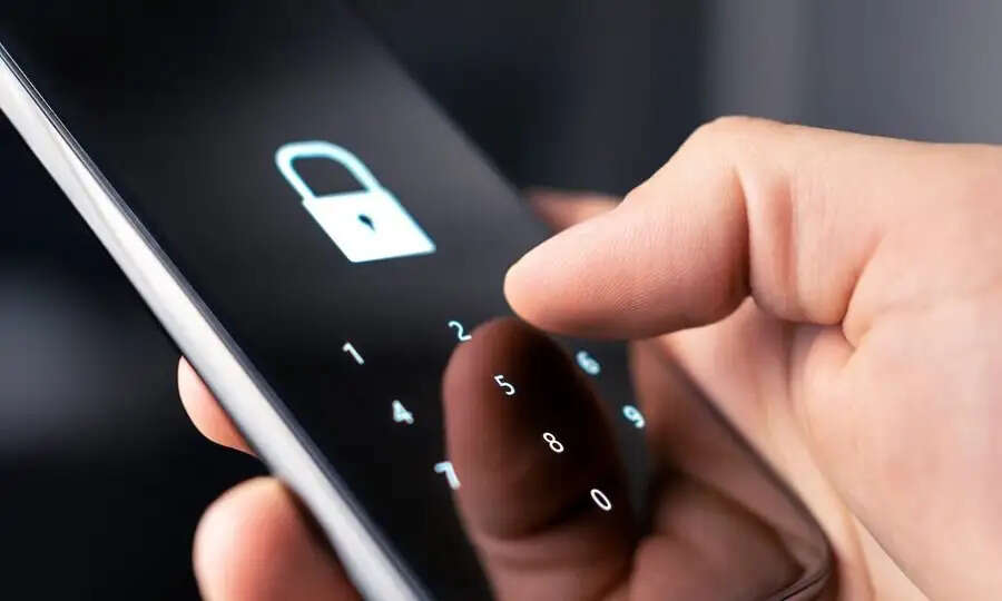 Phone Number Tips- क्या आपने कई सालों से नहीं बदला हैं अपना मोबाइल नबंर, तो आप में हैं ये खूबियां