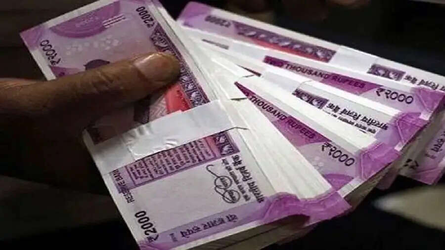 Cash Rules- एक आम इंसान घर में कितना कैश रख सकता है, आइए जानते हैं