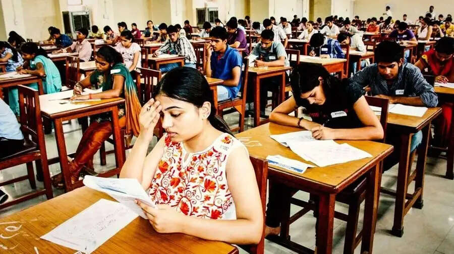 Career Tips-&nbsp;क्या आपने 12वीं पास की हैं, करना चाहते हैं इंजीनियरिंग, जानिए इसका प्रोसेस