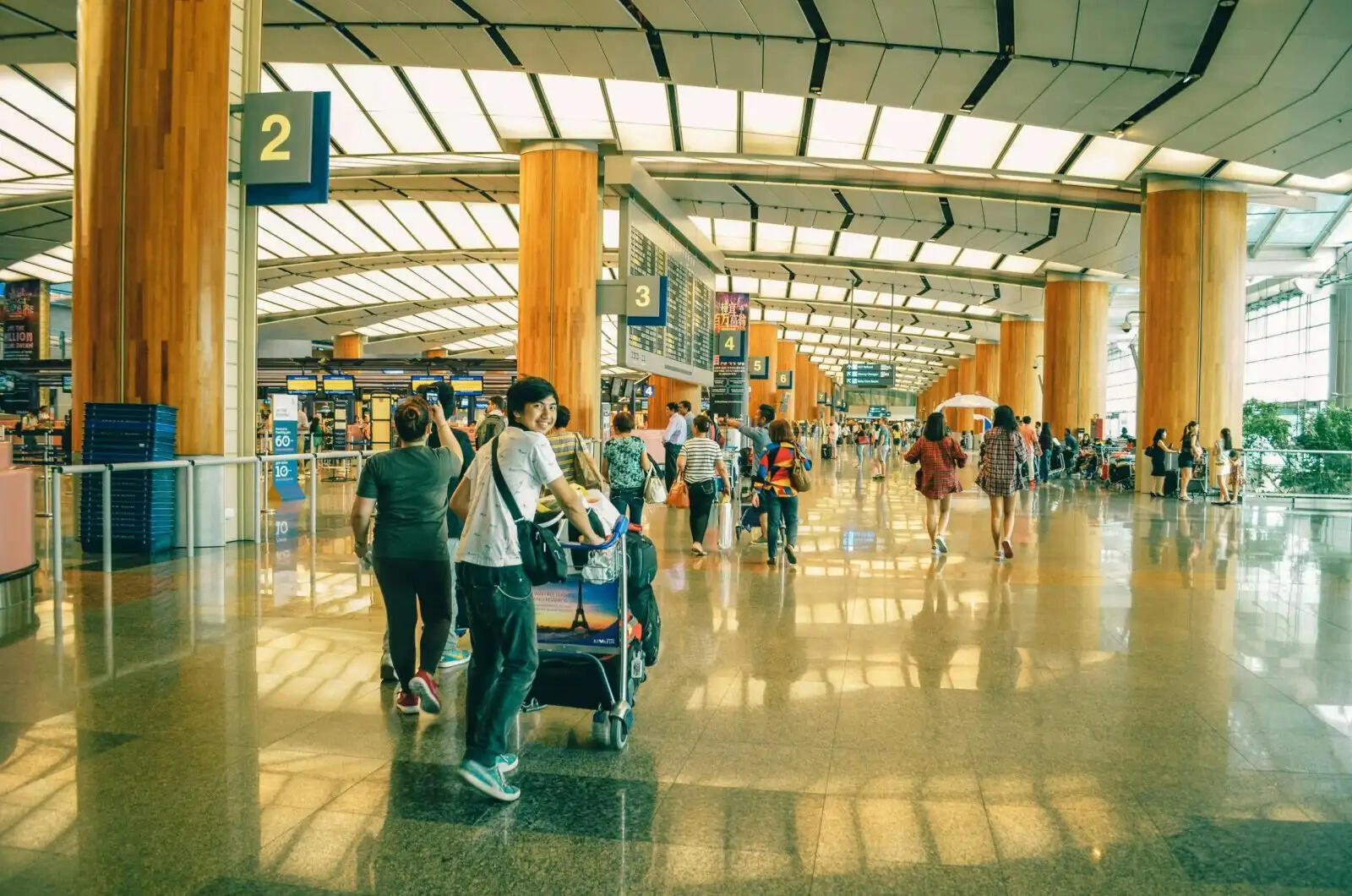 Travel Tips- क्या आप ब्रिटेन जाने की योजना बना रहे हैं, तो परमिट से जुड़ा नियम जान लिजिए