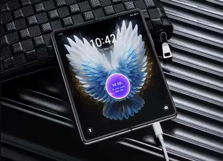 फोल्डेबल फोन Tecno Phantom V2 Flip और Phantom V2 Fold भारत में 6 दिसंबर को होंने जा रहे लॉन्च, जानें कीमत