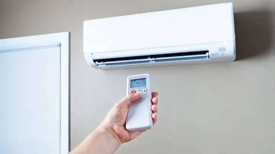 AC Tips- क्या&nbsp;AC के ड्रेन पाइप से नहीं निकल रहा पानी, जानिए इसकी वजह