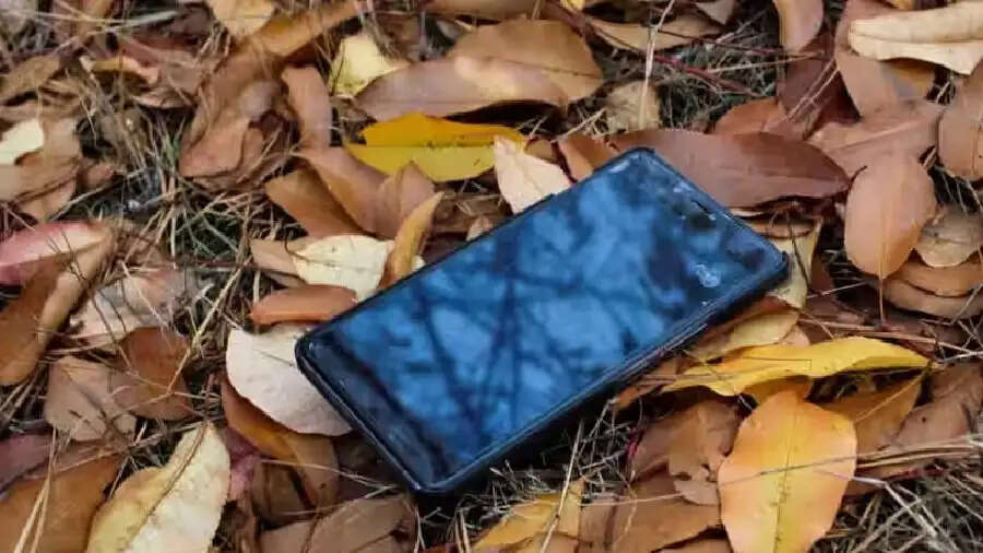 Phone Tips-  क्या आपका फोन चोरी हो गया हैं, तो ऐसे करें शिकायत