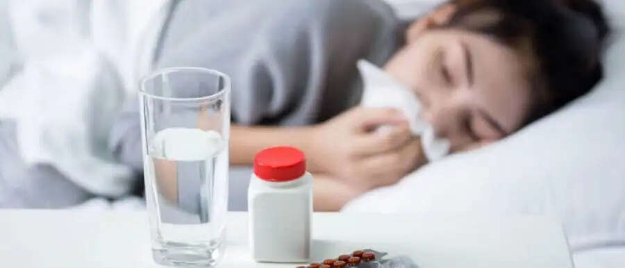 Health Tips- मौसम परिवर्तन से हो सकता हैं वायरल फीवर, जानिए इससे बचने के उपाय