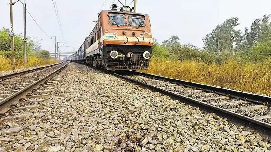 Train&nbsp; Ticket Tips- तत्काल टिकट पाने के लिए&nbsp;लगेगा आधार&nbsp;OTP, तुरंत करें ये काम