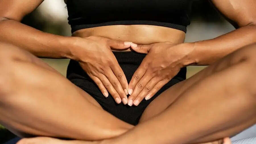 Health Tips-क्या आप ब्लोटिंग और वॉटर रिटेंशन से परेशान हैं, तो इन चीजों को करें सेवन