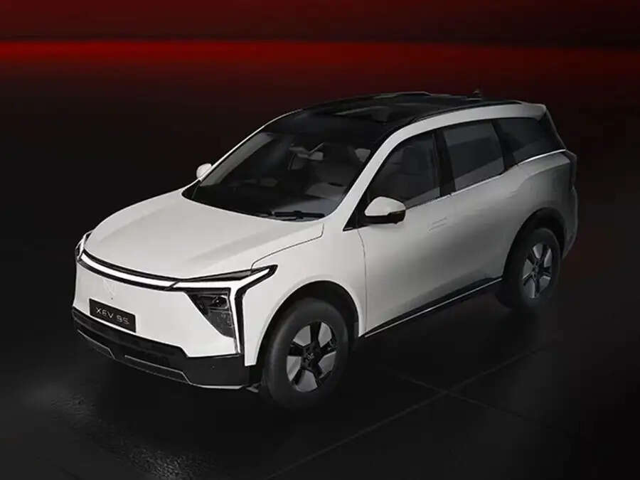 Automobile Tips-&nbsp;&nbsp;Mahindra XEV 9S&nbsp;हुई लॉन्च, जानिए इसमें मौजूद जरूरी फीचर्स के बारे में