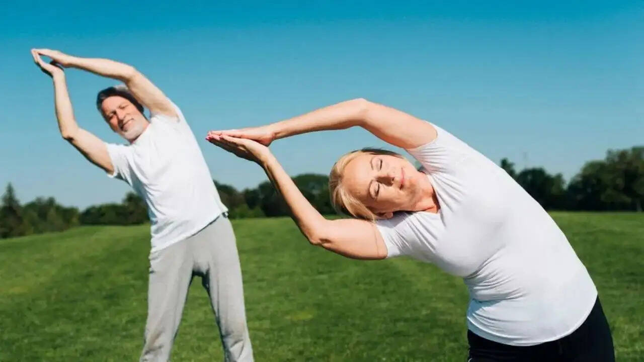 Health Tips- क्या 25 साल की उम्र में ही 70 साल जैसा फील हो रहा हैं, तो सुधार लो ये आदतें
