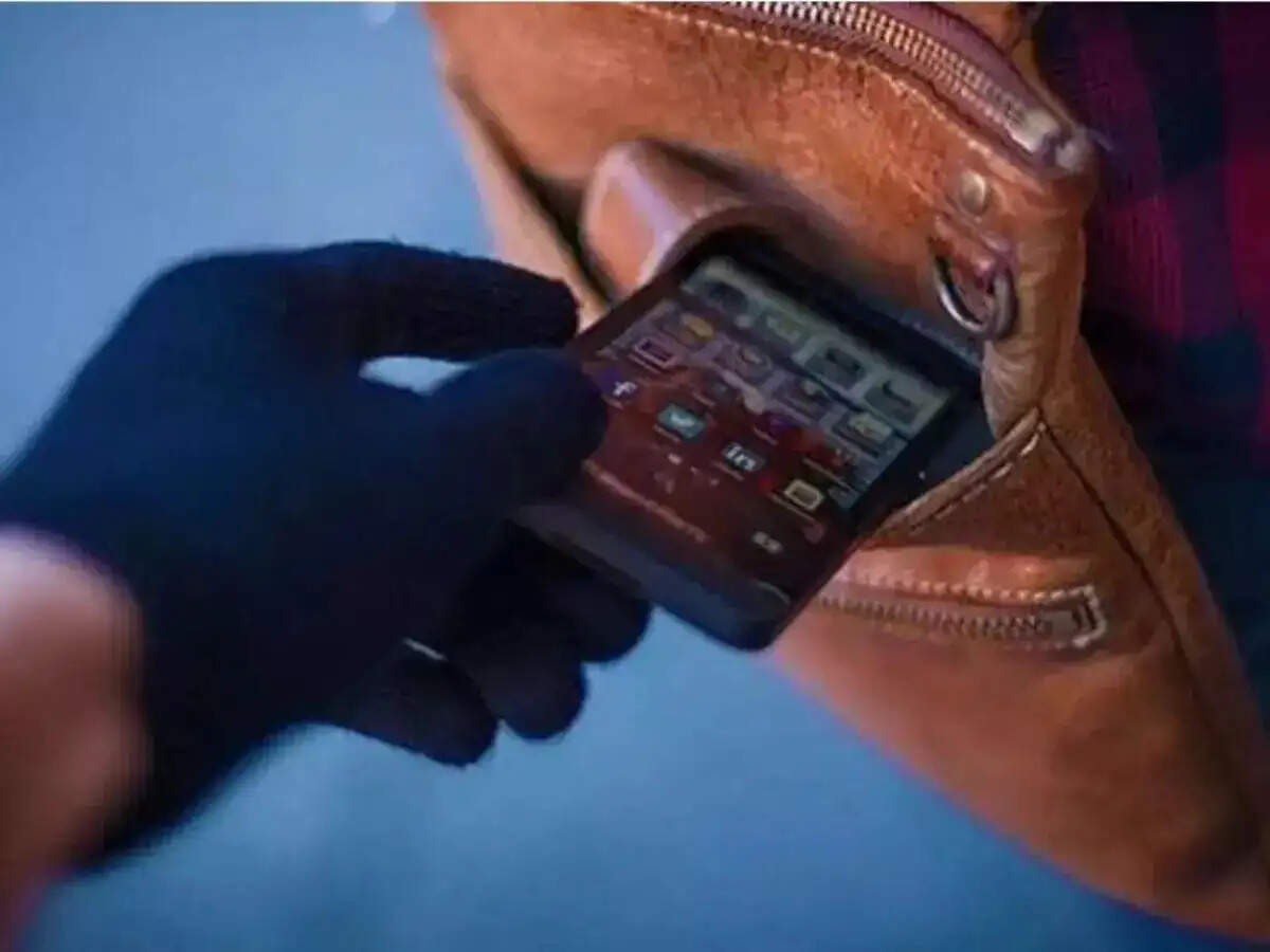 Phone Stolen Tips- क्या आपका फोन चोरी हो गया हैं, इन तरीकों से करें शिकायत, तुरंत मिल जाएगा फोन