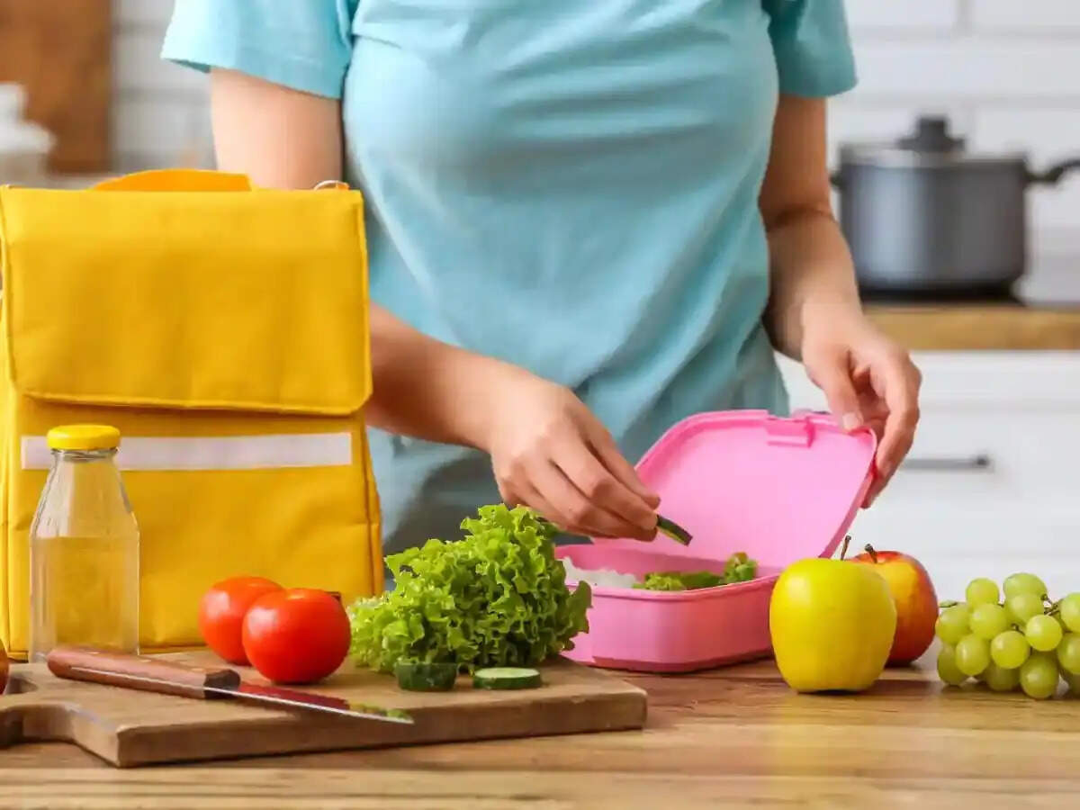 Health Tips- &nbsp;विंटर्स में बच्चों के लंच बॉक्स में रखें ये हेल्दी फूड्स, जानिए इनके बारे में
