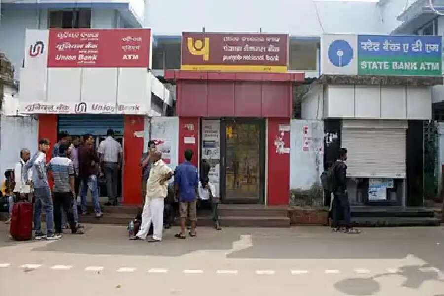 एक से ज़्यादा है बैंक खाते? RBI के सख्त नियम से 10,000 रुपये तक का लग सकता है जुर्माना