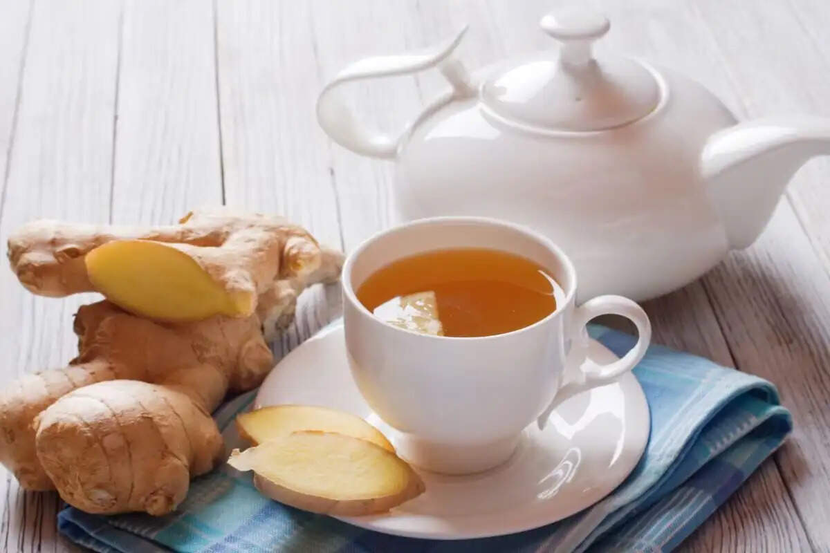 Health Tips- सर्दियों में अदरक और नींबू की चाय पीने से मिलते हैं ये फायदे, जानकर हैरान हो जाएंगे आप