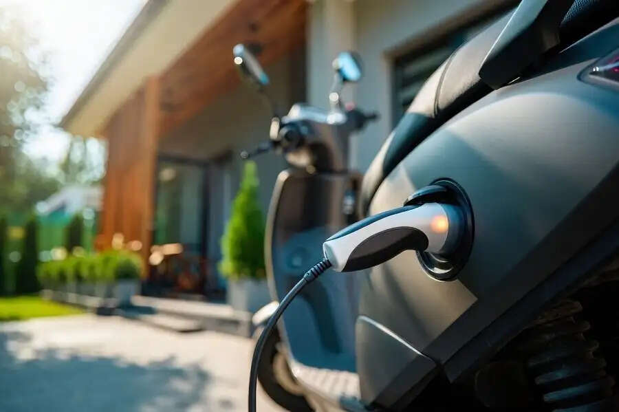 EV Charging Cost:&nbsp;EV&nbsp;कार को घर में चार्ज करना महंगा हैं या चार्जिंग स्टेशन पर, जानिए पूरी डिटेल्स