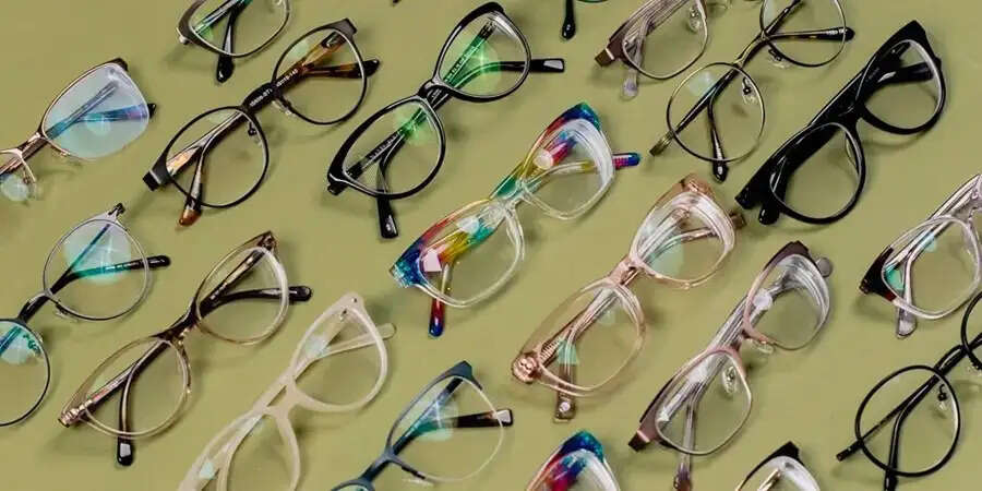 Online Sunglass Purchase- क्या ऑनलाइन चश्मा खरीदने का बना रहे हैं प्लान, अपनाएं ये टिप्स