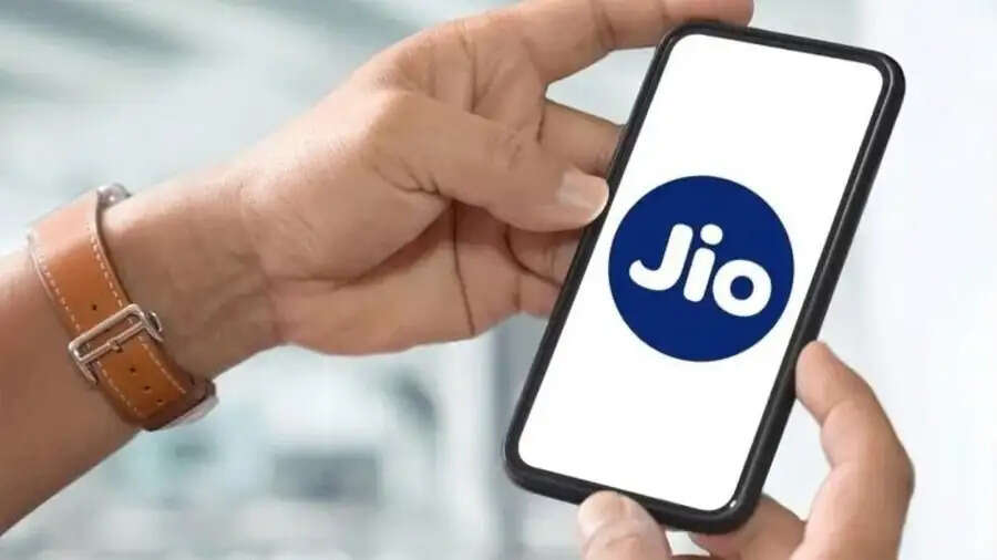 Jio Plan-&nbsp;जियो मात्र 355 रुपए में दे रहा हैं इतना कुछ, जानिए इसके बारे में