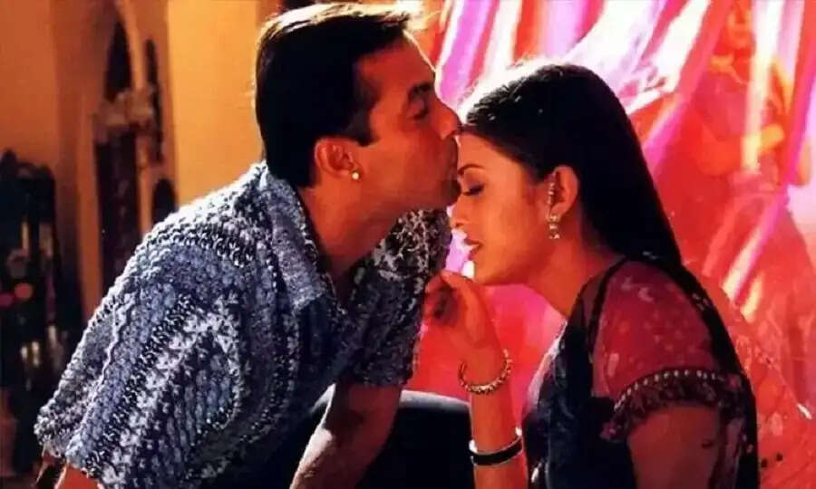 Entertainment News-&nbsp;बॉलीवुड सेलिब्रिटीज ब्रेकअप, जिन्हें भुलाया नहीं जा सकता