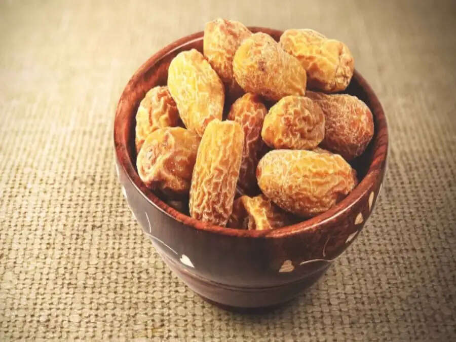 Health Tips-&nbsp;सर्दियों में छुहारे सेवन से मिलते हैं ये स्वास्थ्य लाभ, जानिए कैसे करना हैं सेवन