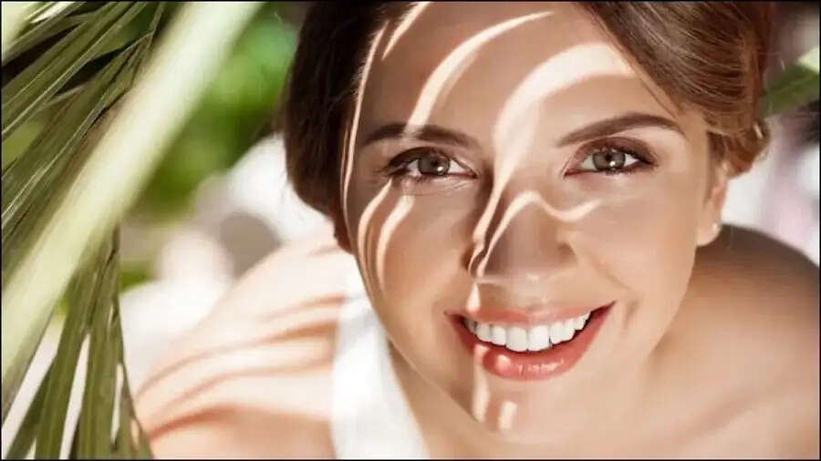 Skin Care Tips-&nbsp;गर्मी में भी ग्लोइंग स्किन चाहते हैं, तो इन बातों का रखें खास ख्याल