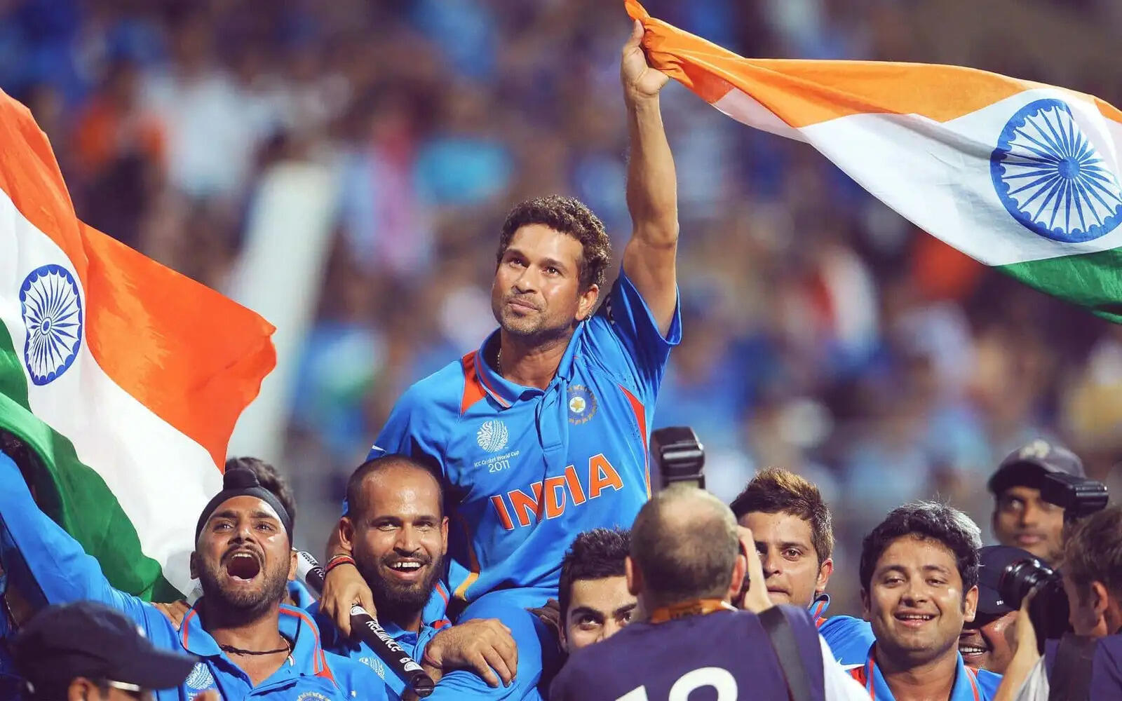Sports News- विश्व के वो महान क्रिकेटर जिन्होनें खेले हैं 400 वनडे मैच, जानिए इनके बारें में