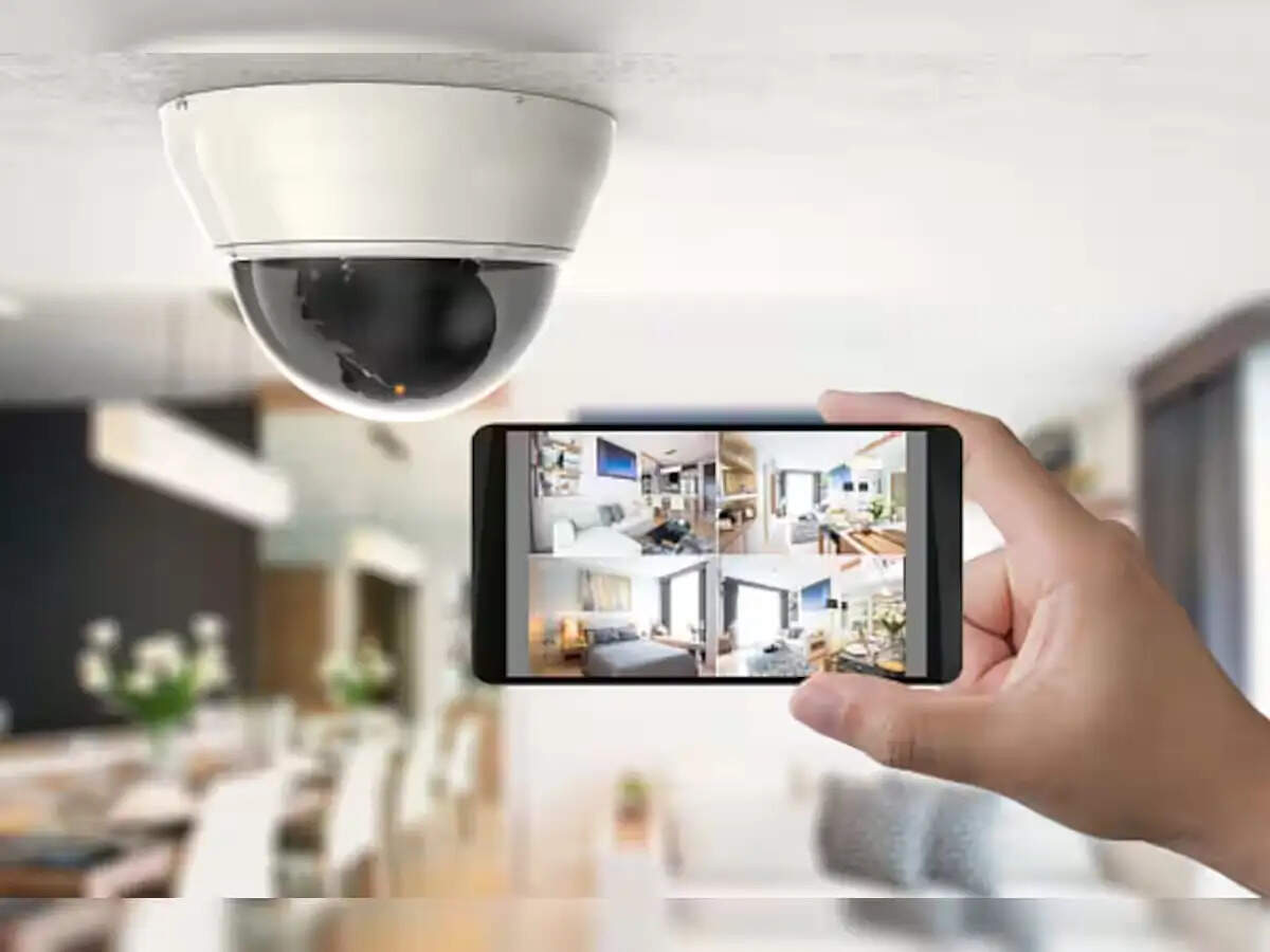 Old Smart Phone Hacks- क्या आपने अपना पुराना फोन फेंकने वाले हैं, तो क्यों ना उसे CCTV कैमरा बना लें, आपकी ये App करेगा मदद