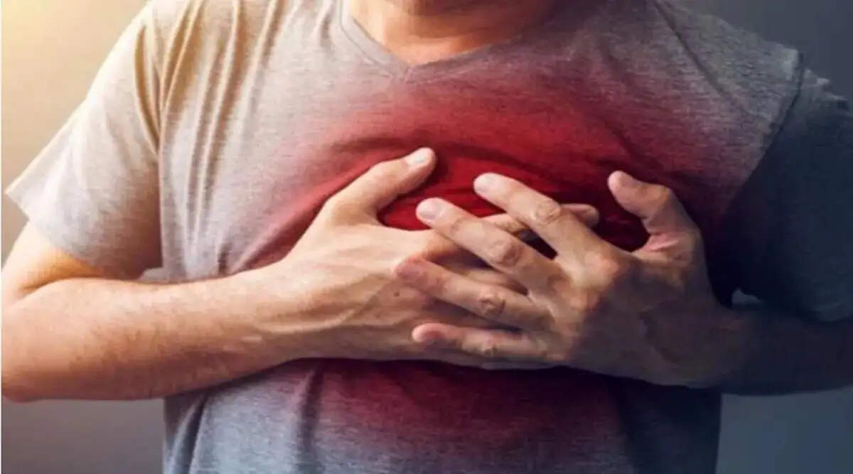 Health Tips- जीवनशैली में इन चीजों से बना ले दूरी, हार्ट अटैक खतरा रहेगा कोसों दूर
