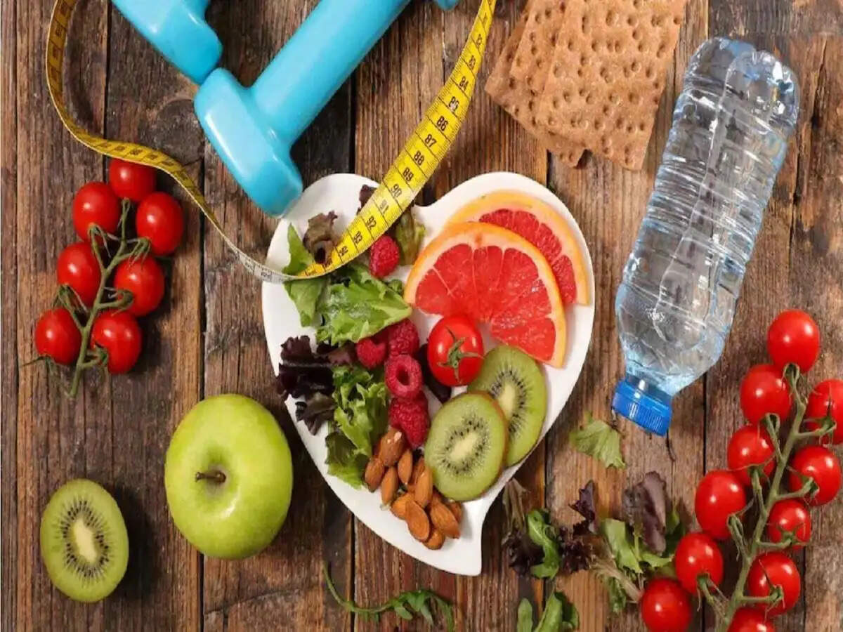 Health Tips-&nbsp;गर्मियों में स्वस्थ रहने के लिए इन फलों का करें सेवन, जानिए इनके बारे में