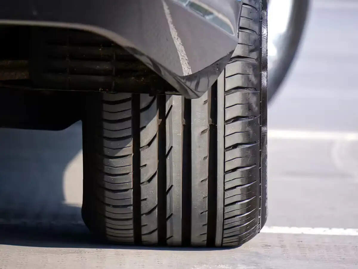 Tyre Age Circle- कार और मोटरसाइकिल के टायर की कितनी होती हैं उम्र, जानिए पूरी डिटेल्स