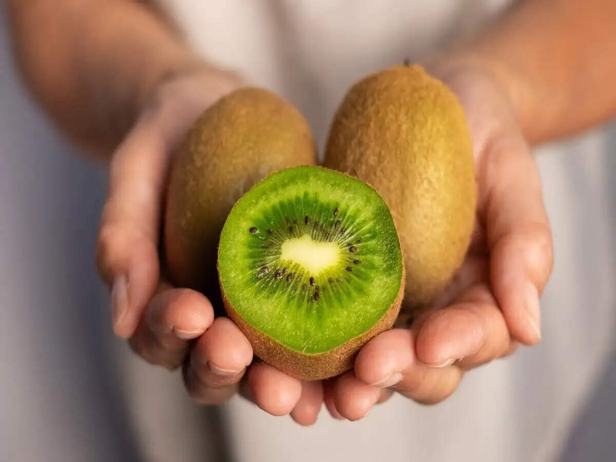Health Tips- कीवी को इस तरह खाने से मिलता हैं दोगुना फायदा, जानिए कैसे खाएं